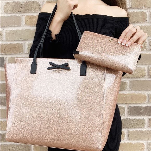kate spade Handbags - Gaby’sBags👜💕- NWT Kate Spade Tote&Wallet SET